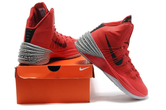Nike presse Dates Hyperdunks 2013 Chaussures Hommes Rouge Noir 01 (1)